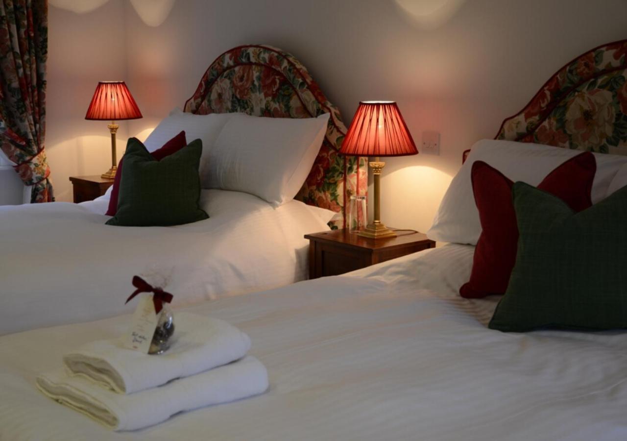Delphi Lodge Линон Экстерьер фото